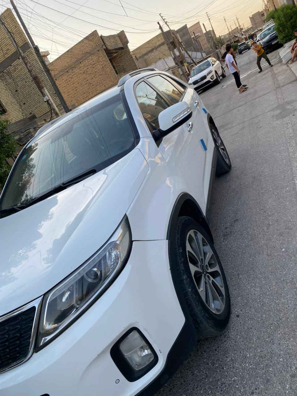 يا الله
سلام عليكم
كيا سورنتو 2014 خليجي بغداد باسمي رقم ألماني السيارة لا حادث ولا تبديل ولا صبغ فقط بارد قليل قطعتين موصفات بصمة 6 سلندر 7 راكب 3 قطع تبريد السعر 176
تلفون
***********
