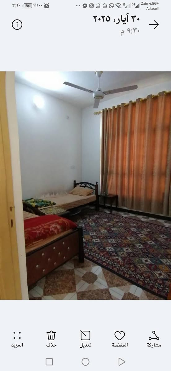 دار للبيع المساحة ١٠٠ مترطابو  صرف طابقين الواجهة ٨ والنزال ١٢ونص طابقين يتكون الطابق الأول مطبخ استقبال صالة صحيات داخلية وخارجية وغرفة مناور ٢ الصابق الثاني صالة غرفتين صحيات عالي عن الشارع ويبعد عن الشارع ١٥ متر حي الزهراء مطلوب عقار اي استفسار على الرقم ***********
