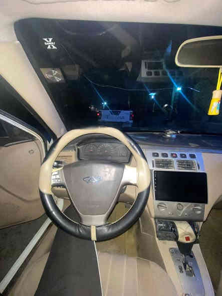 شيري 2012 
مصبوغه عام 
السياره نضيفه كلش 
اوتوماتيك
السعر 40
