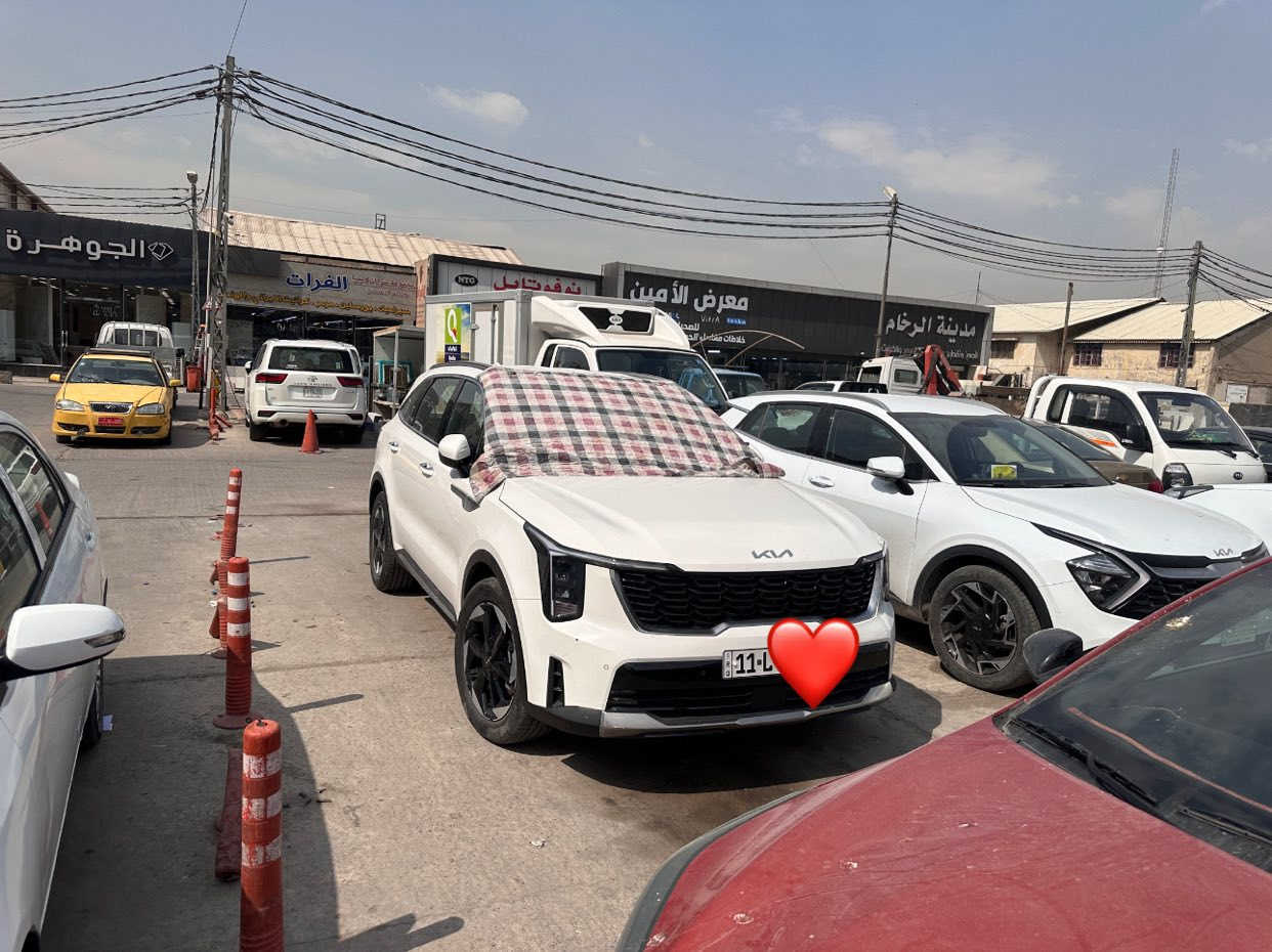 السلام عليكم كيا سورنتو للبيع موديل 2024 ماشيه 24 الف قابله للزياده محرك 4 سلندر دوليه خليجي  موصفات باب الخلفي كهرباء تبريد 3 قطع 7 راكب للاستفسار على الرقم ***********
