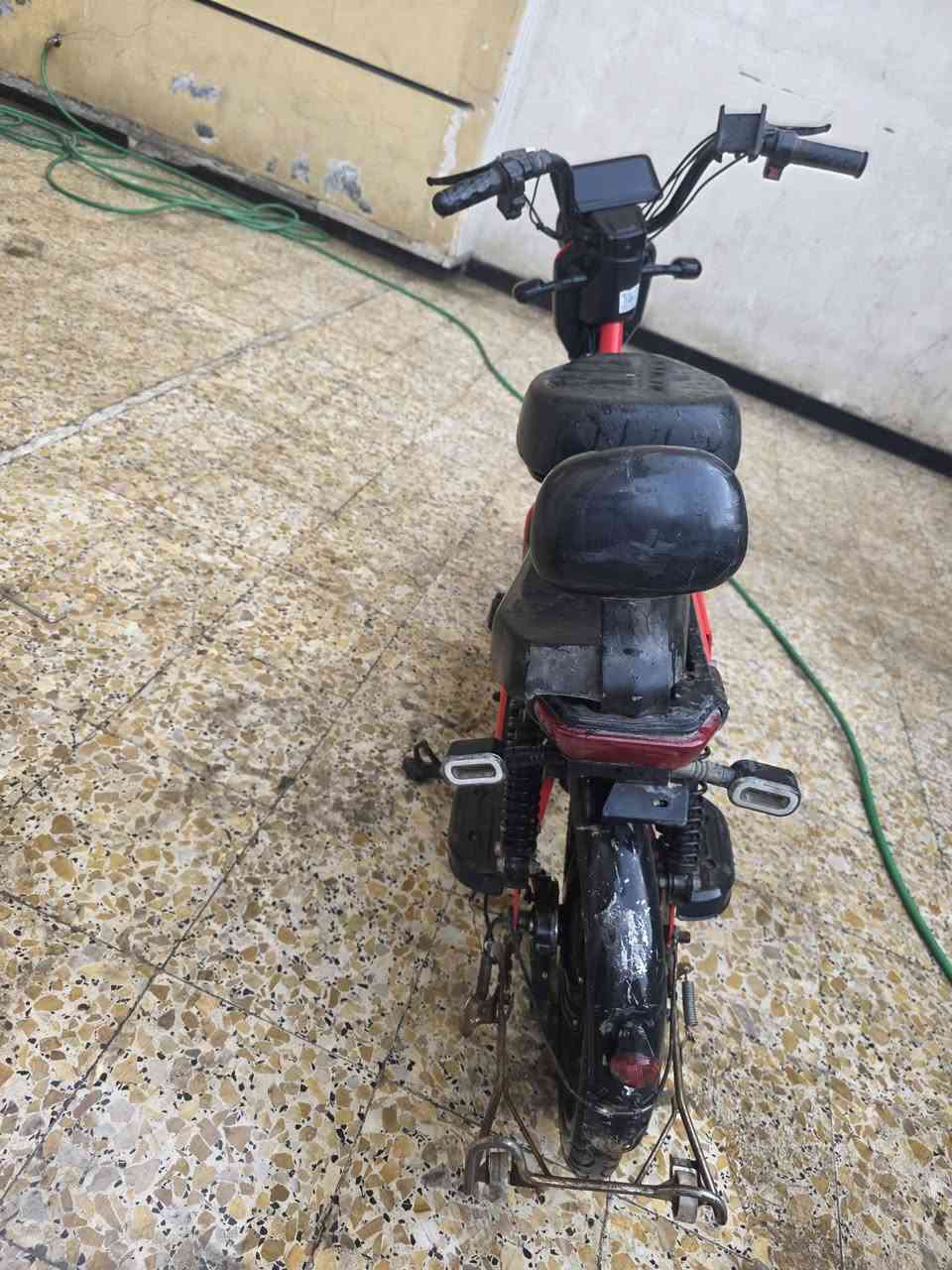 سلام عليكم مر خصت مدير الكروب المحترم دراجة شحن موديل 2024 دراجة متروكة صالهة فترة ما اعرف شبيهة صار بيهة خلل بل كهربائيات وتركتهة لا تكلي شبيهة ابيعهة علا وضعهة العنوان بغداد العبيدي قرب البانزين خانة سعر اتصل وتدلل الرقم ***********
