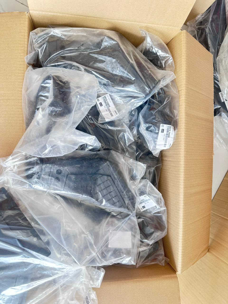 وصول قطع غير هايبرد جديد وكاله
سيارات الكوريه 

بطاريات 12 فولت 

شوته مع كوبرا 

كوع بلك ان

واتر بم بلك ان 

دبات ماء هايبرد 

شركة الماسة

***********
