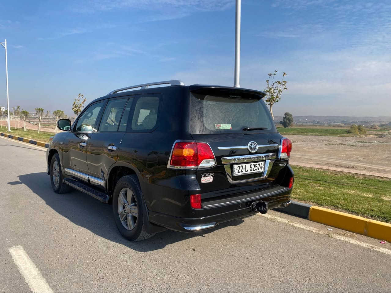 سلام علیکم
• TOYOTA LAND CRUISER
• مۆدێل2013
• مواسەفات VXR
• کوشین جلد کارەبای 
• کوشن سێ مۆدی غەزنی هەیە
• کوشن ساردوو گەرم
• بزوێنە (8) پستن
• بزوێنەر 5.7
• سنوق شەفت
• سەلاجە
• سەماحەJBL
1. ژ.م: ***********
2. ژ.م: ***********
سلام علیکم
• TOYOTA LAND CRUISER
• مۆدێل2013
• المواصفاتVXR
• کوشنات جلد
• کوشنات کهربائی
• کوشنات غزن
• محرک(8)Vصلندەر
• محرک5.7
• صندوق شفت
• الصلاچة
• صماحا JBL
• تبرید مرکزی
رقم:***********
رقم:*********** أربيل, العراق
