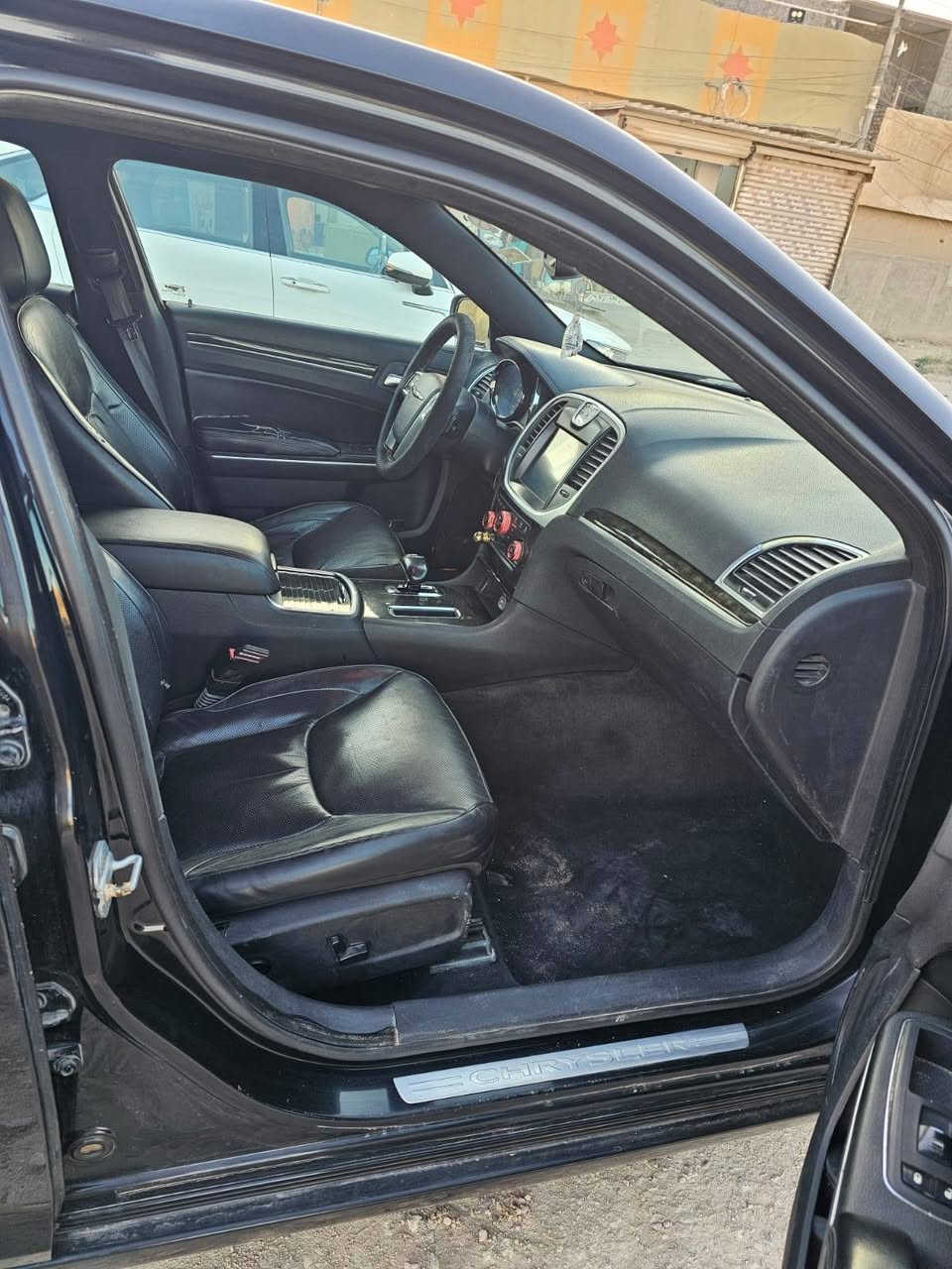 السلام عليكم
اوباما،2012 S كلين تايتل كندي 🇨🇦 السياره حيل جديده وأحلى من الصور  ماشية 125 الف كفاله عامة من الصبغ والتبديل بيها بس تعديل بارد خشم الجوملغ الامامي الايسر اربع اصابع والدوري الخلفي بارد كلش صغير وميبين  اصلا  السعر ١٨٥ ورقه وبيه مجال

المواصفات

 بصمه  

بردة خلفية 

شفتات ستيرن

تشغيل عن بعد 

كشن امامي خلفي تدفئه تبريد +ثلاجة 

تحكمات أستيرن 

مري هيتر قلاب

تبريد قطعتين 

ماشيه ١٢٥ اصل

وباقي مواصفات ال S المعروفه رقم  سليمانية باسمي تحويل ثاني يوم 

مكان السياره / بابل / القاسم

للاتصال

 ***********

***********
