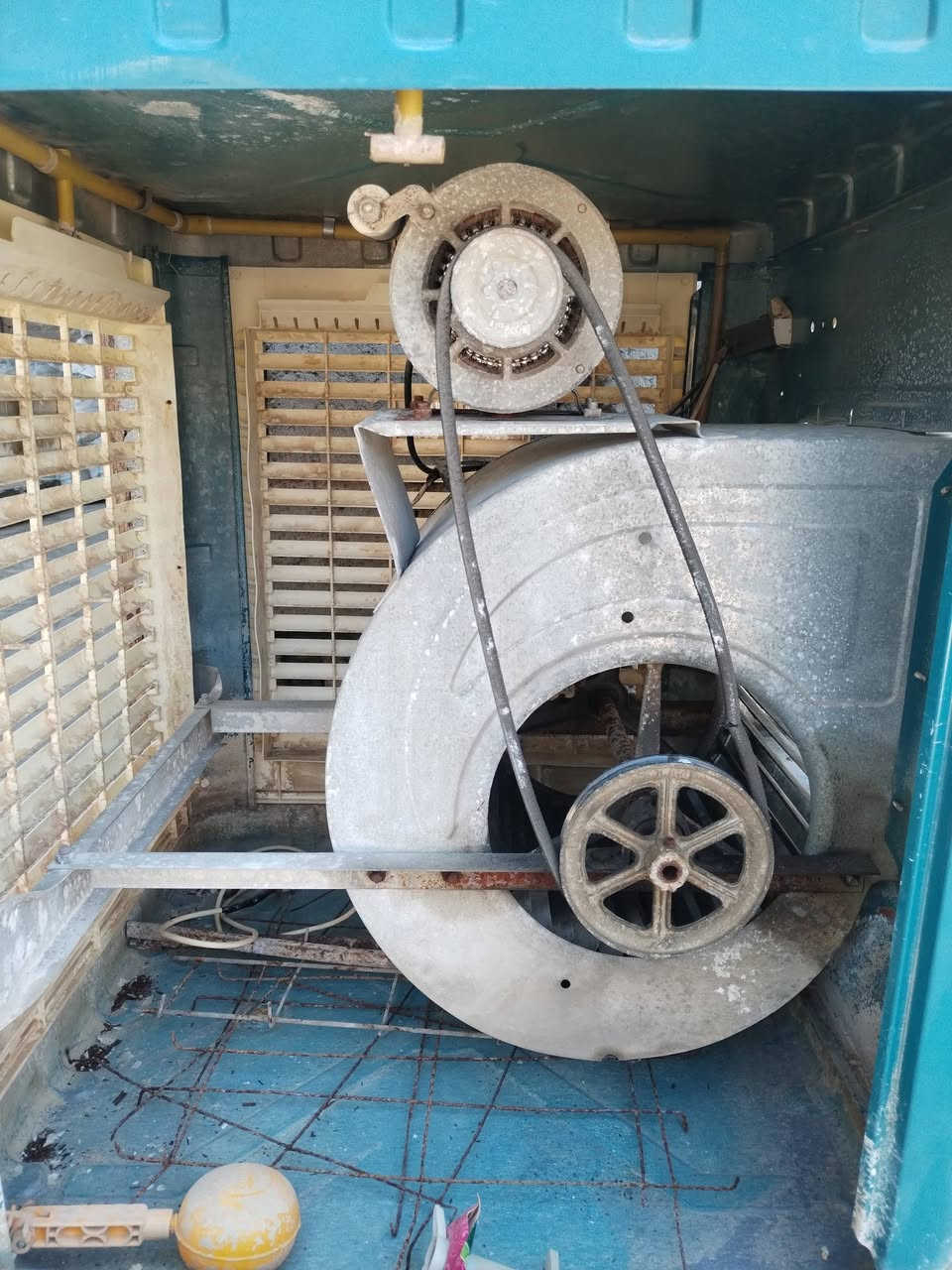 للبيع مبردات اثنين وحده جديده بليلون وحده مستعمله سعره بس نظيفه وغراضها كامله سعره الجديده 200 والمستعمله 150


**إذا كنت صاحب هذا الإعلان وتريد حذفه لأي سبب، رجاءا أرسل رسالة إلى الدعم الفني**