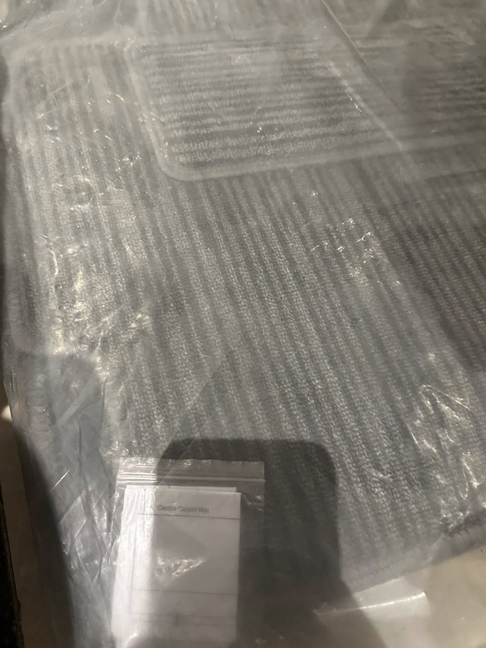 السلام عليكم عندي كاعيات للبيع  مال نيسان صني كاعيات الي يجي ويه السياره جديده بعده مامفتوحه من الجيس سعر 50 الف 
رقم***********
