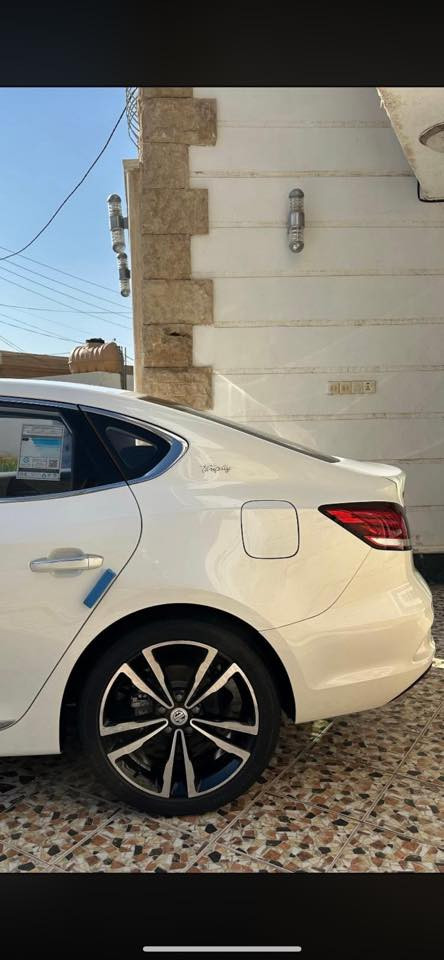 سلام عليكم سياره MG6موديل 2023  فول مواصفات للأخير داخل جلد احمر سياره مقفوله سعره 130 وبيه مجال مكانه الأنبار فلوجه ***********
