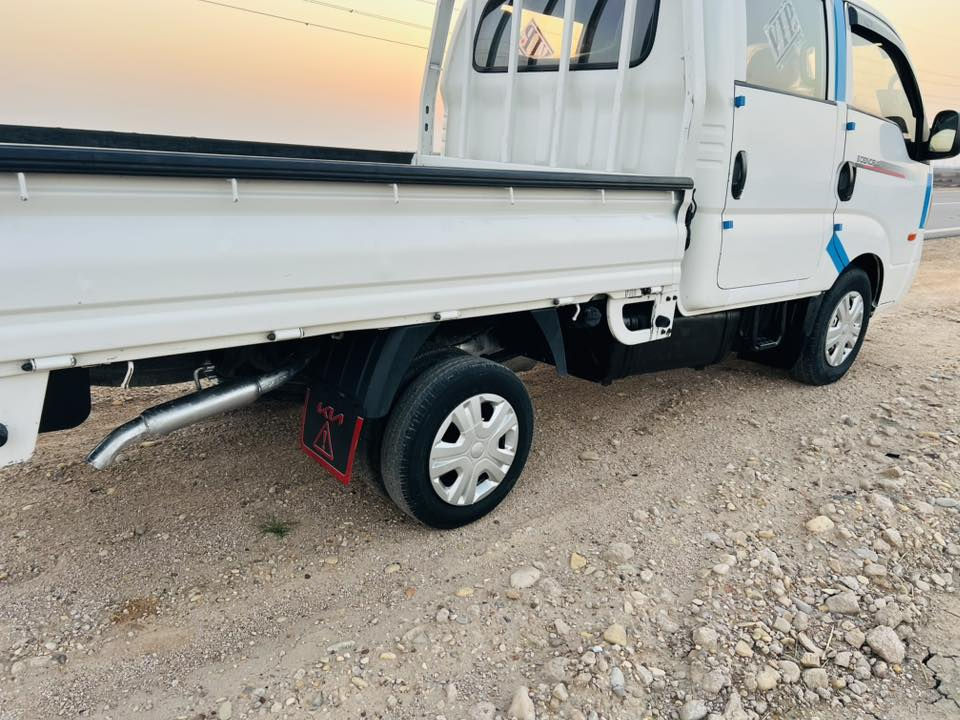 السلام عليكم دبل قماره دخول جديد جاهزه سياره كارتون بيه ارقام وسنويه طبق الاصل حصه كاز وكاله بسم المشتري سياره مالت جناي مكفوله من ضربه وصبغ وكير مكينه تعهد عشاير وسرقه مكاني ذي قار السعر 74 وبيه مجال تخم تاير تبريد بدي زيرو 

‭0787 570 1894‬
