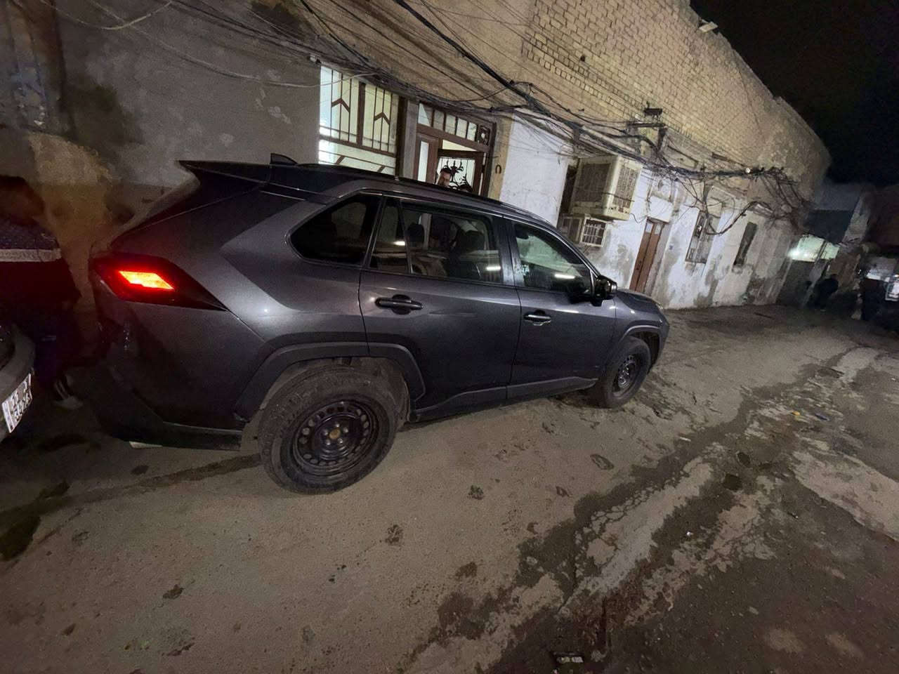 سلام عليكم راف فور موديل، 19بسمي رقم بغداد انكليزي سنوية 2031 بس بانزين تخم تايرات جديد سياره حلوه حداديه جديدة مكاني بغداد الكرخ ماشيه163الف سونار موجود السعر 173بيها مجال اذا اكو مراوس سياره ارخص ***********
