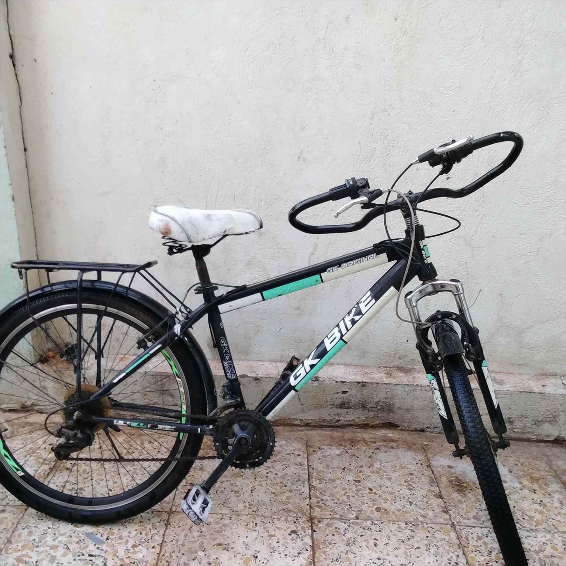 بايسكل للبيع في كربلاء حي الرساله ياباني اصلي حجم 26 او 27 مابي نقص سعر 70


**إذا كنت صاحب هذا الإعلان وتريد حذفه لأي سبب، رجاءا أرسل رسالة إلى الدعم الفني**