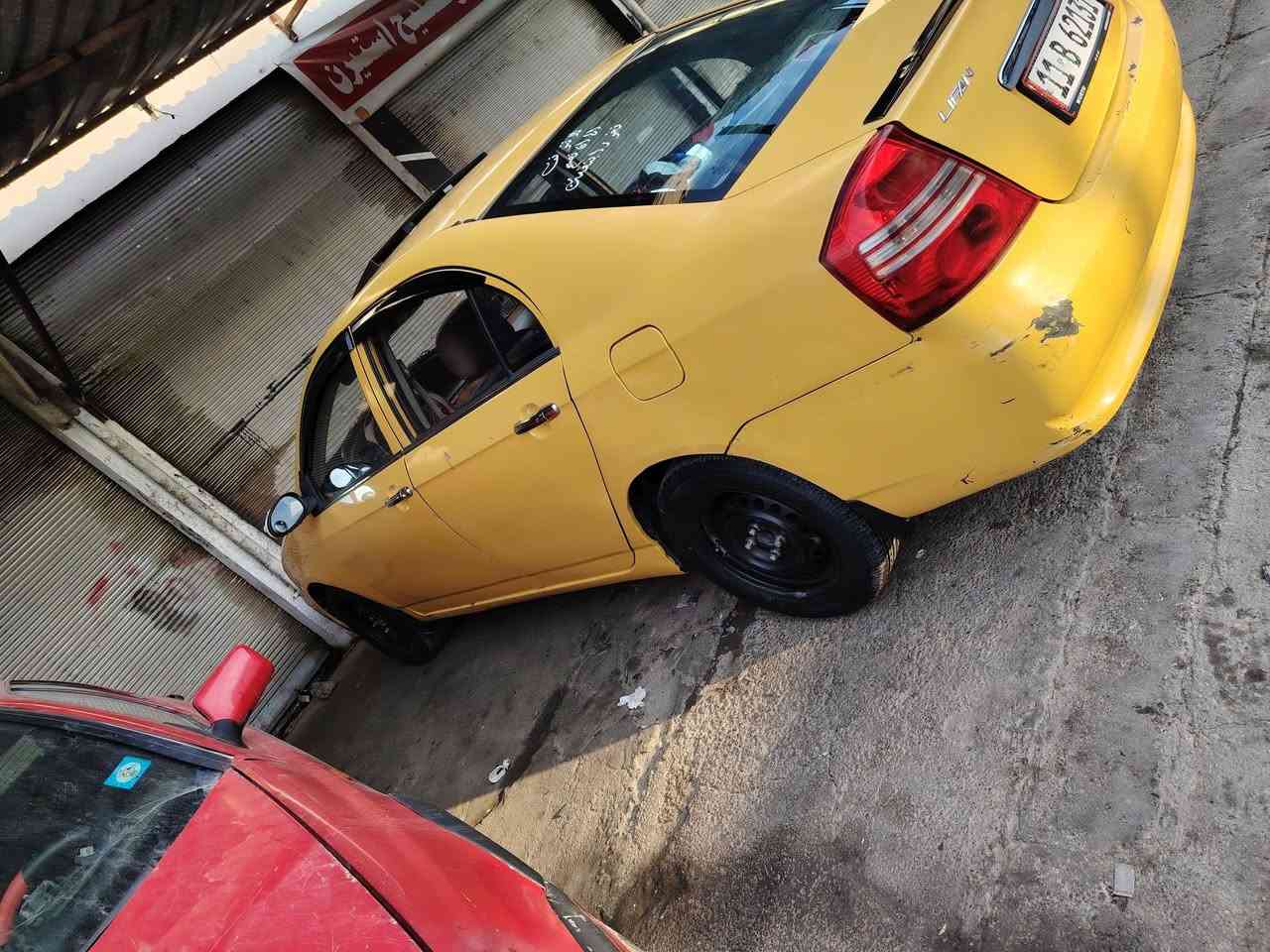 السلام عليكم
ليفان للبيع موديل ٢٠١١ بسمي السياره

كابون بيها الكتروني محرك وكير يارس  هيئه وغرامات صفر

رقمها بغداد مسطره
سعرها #38
 الاستفسار اتصل

***********
