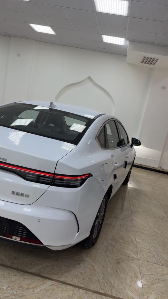 سلام عليكم 

BYD 0.5 Destroyer  2025

الموصفات 

🚘 حساسات خلفيه
🚘 حجم المحرك 1.5
🚘 شاشه اصليه + دواره
🚘 كامره خلفيه
🚘 هند بريك كهرباء
🚘 دشبول شاشه ديجيتال
🚘 اوتو هولد
🚘 مفتاح التشغيل بصمه 
🚘 تشغيل عن بعد
🚘 تحكمات مقود
🚘 3 وضعيات قيادة
🚘 المقاعد جلد رياضي
🚘 اناره داخليه LED
🚘 لد امامي LED
🚘 بك لايت LED
🚘 قطعتين تبريد
🚘 مثبت سرعة
🚘 حجم الاطار 16
🚘 مانع تزحلق
🚘 كير ماوس 

ماشيه 11 الف

ملاحضه : السياره بيه بارد بحاحفه البنيد 

 السعر 18,950,000  مليون دينار عراقي
 وبأسمي تحويل ثاني يوم 

بغداد كراده قرب كهرمانه

علي : ***********
