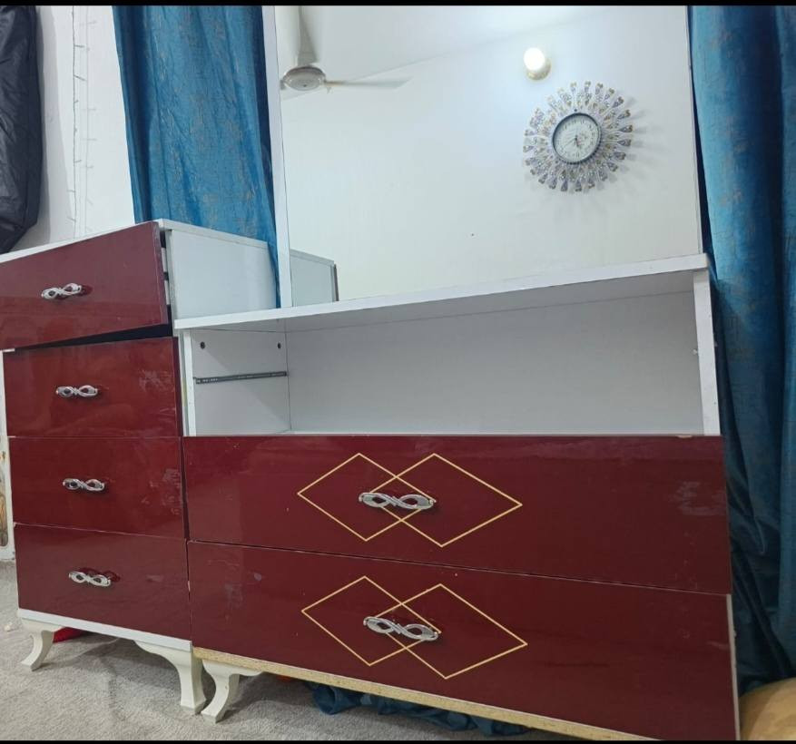 سلاك عليكم غرفه للبيع مجراتها تعبانه كنتورها مابي شي سلايت وكذالك الجربايه مابيها شي ويه المندر ب١٧٥ وبيها مجال


**إذا كنت صاحب هذا الإعلان وتريد حذفه لأي سبب، رجاءا أرسل رسالة إلى الدعم الفني**