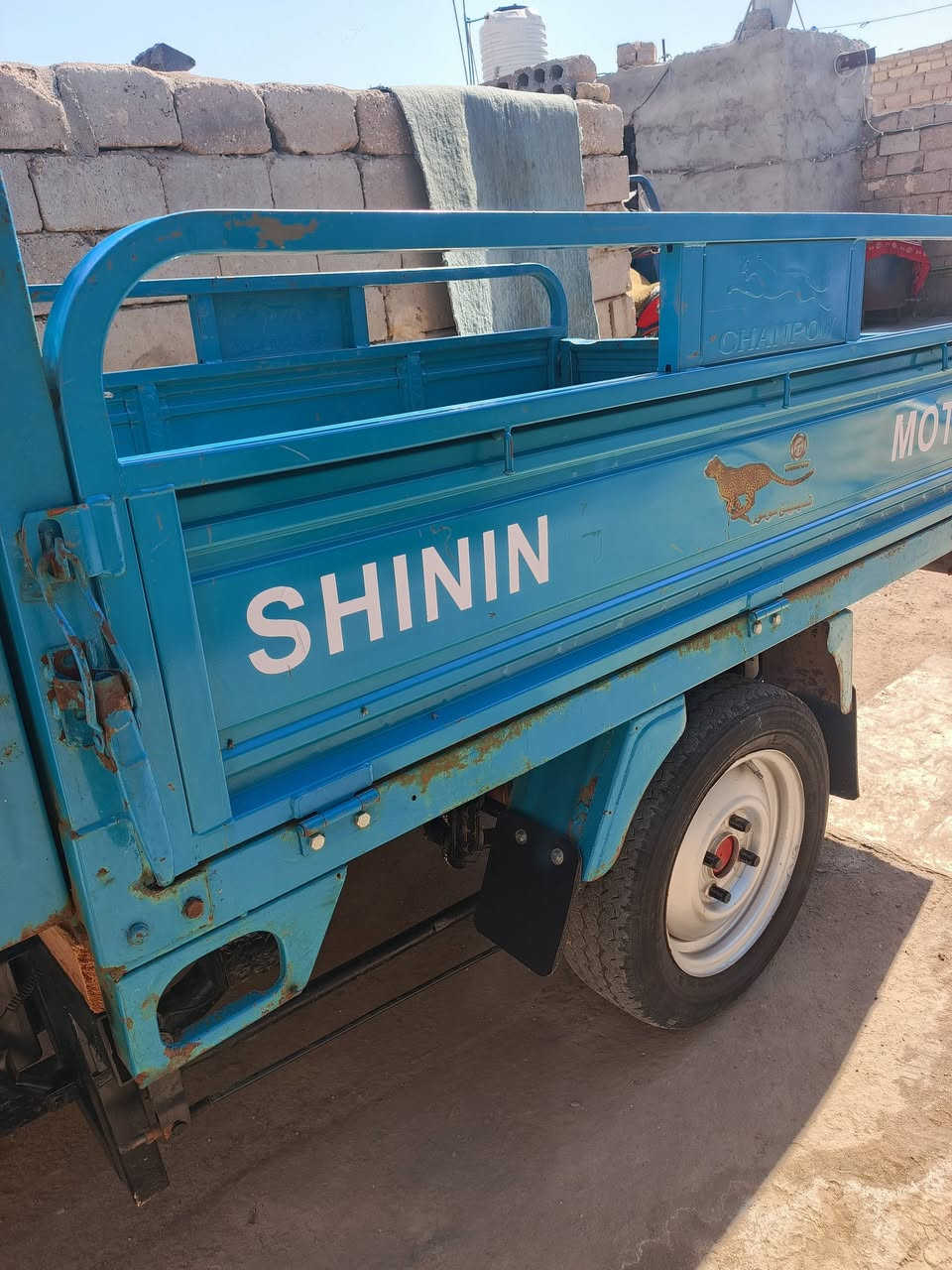 عمي سلام عليكم ستوته البيع موديل 2021 اوراق أصولي مكفله كفاله عامه بس المحرك مفتوح السعر 1600 وبيه مجال حك الجيه المكان الحله قضا القاسم وهذه رقمي *********** وخابر وتدلل
