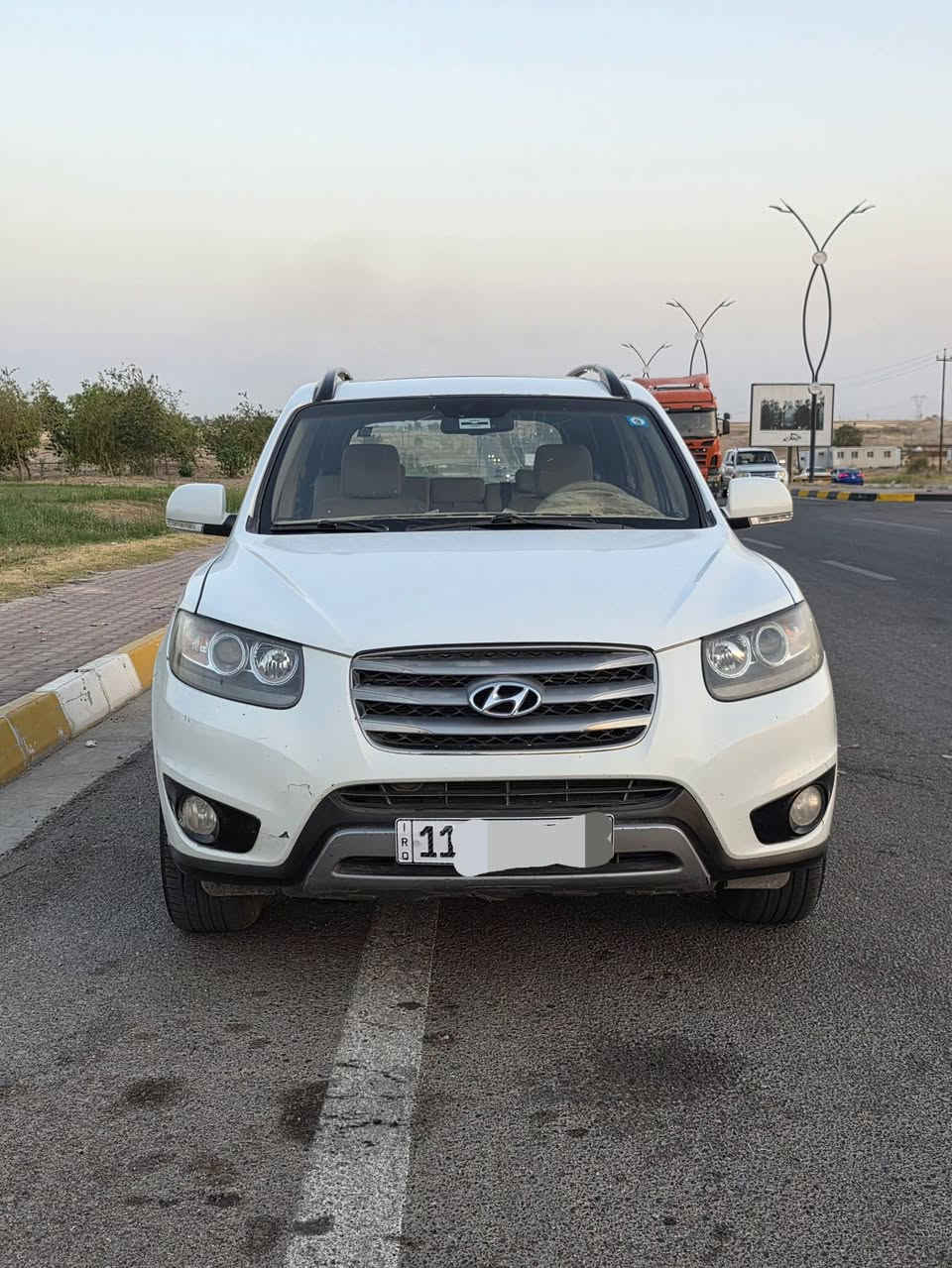 سيارة سنتافي خليجي 2012 نظيفة جدا
رقم دولي بغداد وباسمي
الكشر كلين ما بي اي صبغ 
مكينة و كير كفالة ممفتوح
فول مواصفات عدا البصمة
فور ويل
6 سلندر
مري شفط
3 قطع تبريد
تحكمات ستيرن
شاشة
كاميرا
بانوراما
سعرها (153) بي مجال بسيط
مكاني تكريت
هذا رقمي والف هلا ***********
