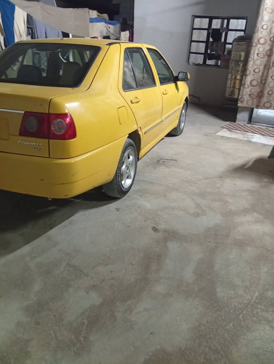 من رخصت مدير الكروب شيري اكوين 2010 سياره عل بلاد مكانهه بعقوبه رايدهه 21 عليه هيئه 857 اينزلن من السعر  سياره كير مكينه لاتبخير ولا تنقيص جاهزه رقمي ***********
