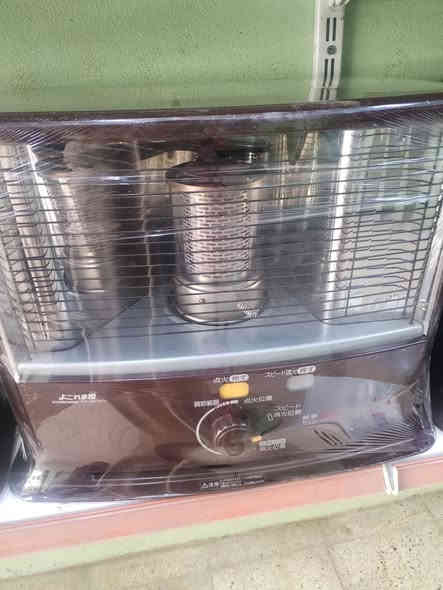 السلام وعليكم تم وصول انواع الصوبات النفطية يوباني باله النضافه درجة اوله السعر ١٣٥    ١٣٠ تربوه  اوكرونه المكان أصبيح تحتاني محلات وليد الرقم ***********
