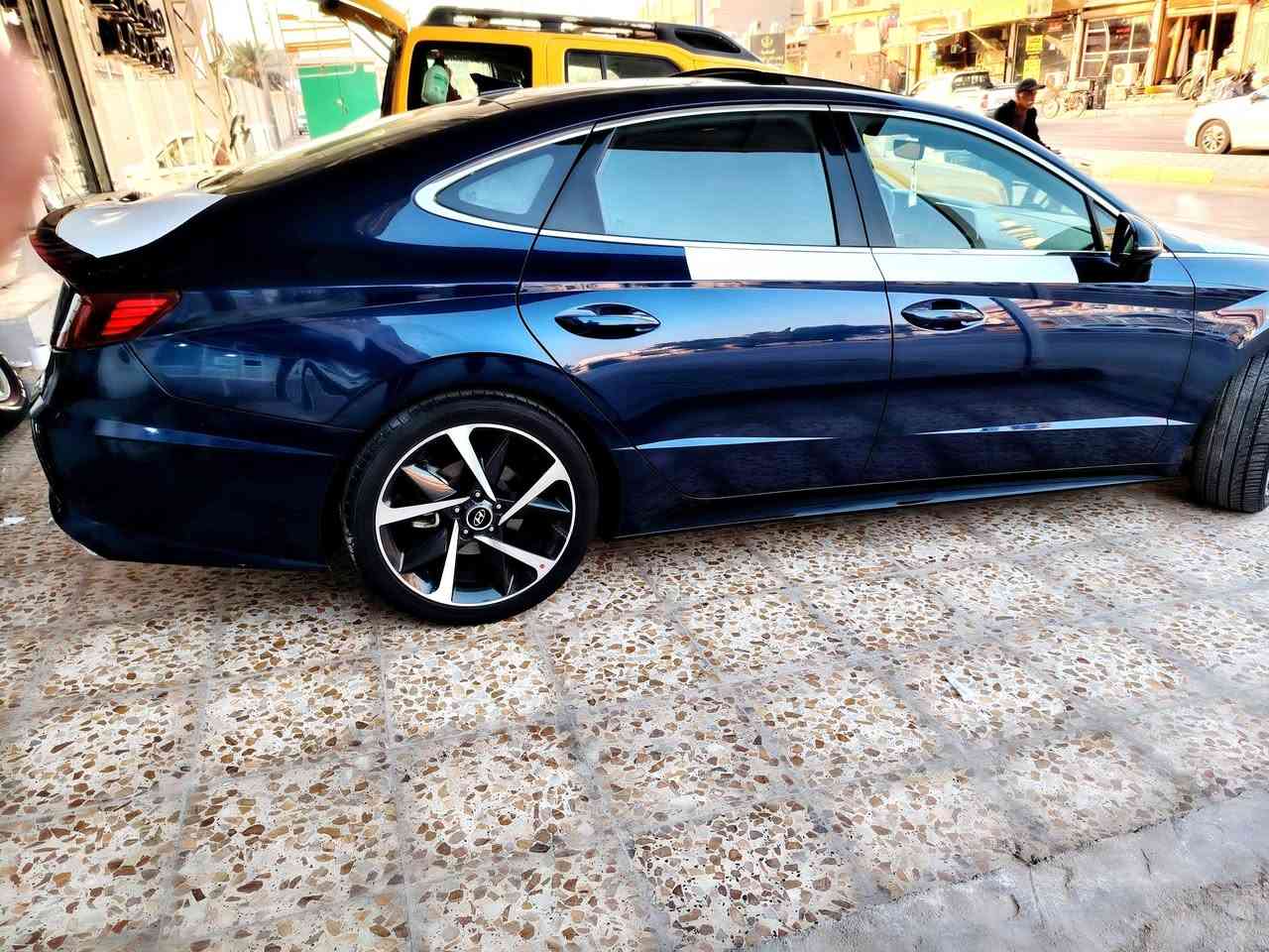 السلام عليكم
سوناتا 2022 فول

بنوراما 

كشنات جلد 

تدفئه كراسي 

كرسي كهربائي 

تبريد بيانو 

شاشه دجتل وشاشه كبيره

رادرات امامي خلفي

تحديد مسار 

قياده اليه وتحكم الَي

سايد بريك بصمه

مثبت سرعه ذكي متفاعل 

جنطه ذكيه تفتح عند الاقتراب

اناره ذكيه تفاعليه تحجب الرؤيه في العالي للسيارات من مجانب العكسي

٤ عدسات اناره

سماعات بوز ودمام 

وضعيات قياده 

وباقي مواصفات معروفه

ماشيه ٥١ الف 

حادث قبق جنطه 

بجم كبس بدون ارباك مكفول 

مكينه 1600 تيربو مكفوله

١٧٨

رقم مثنئ حره باسمي تحول مباشر

***********
