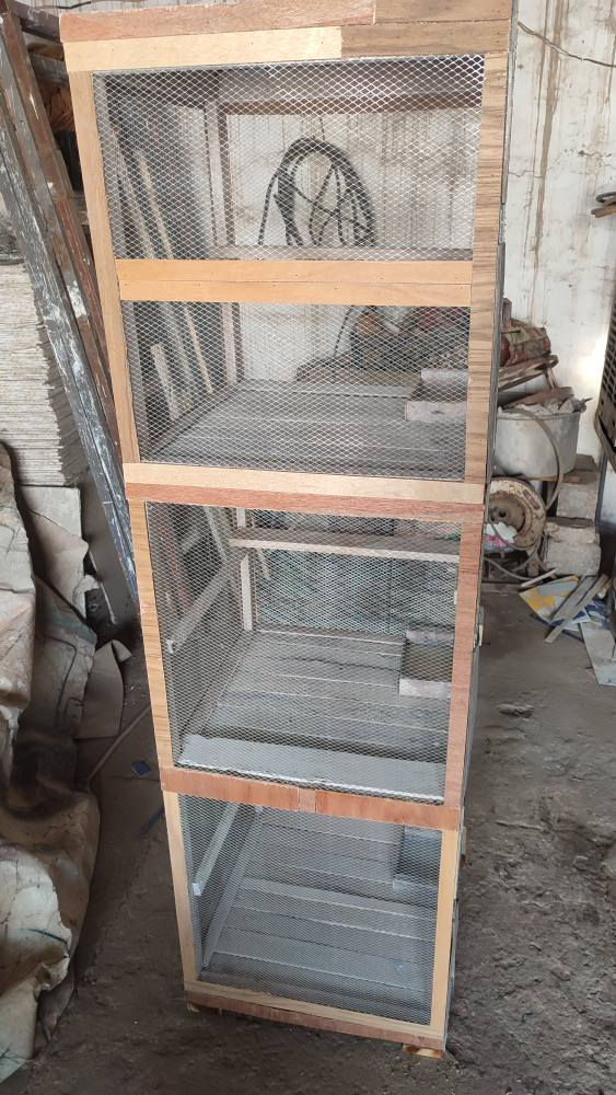 خانات ام 3 للبيع السعر 35 الف مكاني الرمادي ***********
