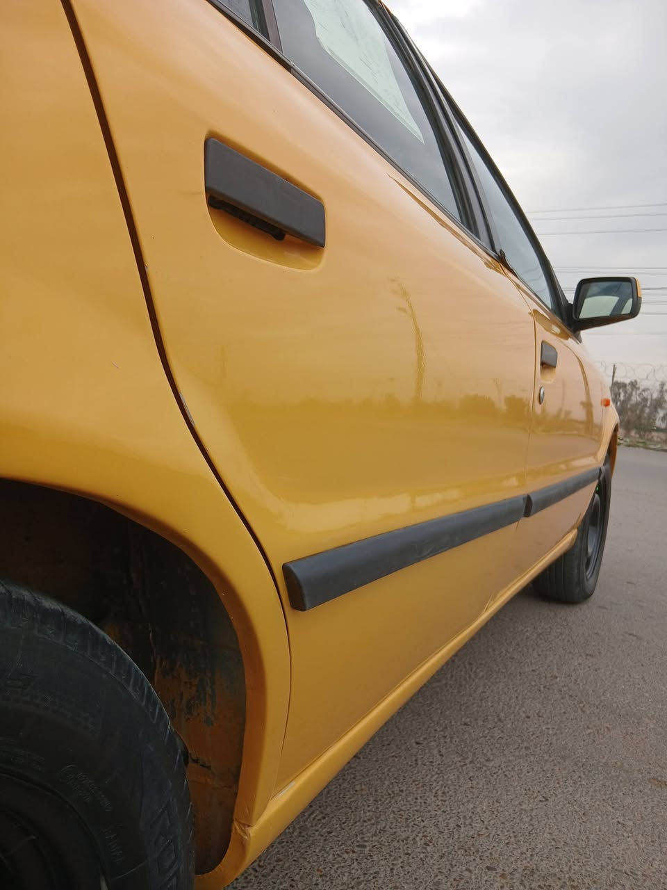 السلام عليكم سمند موديل 2011 لا ضربة ولا تبديل بيهه صبغ شي قليل لا اخياس ولا جراد كير مكينة جدد تخم تاير حدادية أمامي خلفي جديد دوشمة عام أصلية كهربياتهه كلهه شغالة سنترلك لايت زنون عالي رقم نكليزي سنوية 2030 هية غرامة صفر محولهه جديدة بارد مابيهه صفاح موس عارضهه 40 بيهه مجال حك الجية مكاني بغداد رقمي ***********
