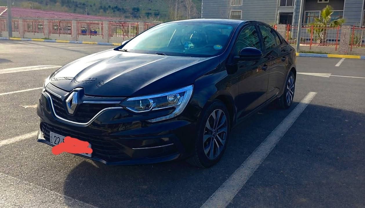 بسم اللە الرحمن الرحیم 

ڕینۆ مێگان 2023 مواسەفات
 نمونە لەجوانی و پاکی.
بێ بۆیاخ ، بێ لێدران، بێ تەعدیل، شوخت. سفری شریکەی موهەندی هەولێرە. دروستکراوی یابانی فەڕەنسی.
نمونە لە جوانی و چاکی. 
سعر / 117 ورقە
۰۷٥۰۱٥۱٦۳۱۷ 
۰۷۷۰۱۳٤۳٤٥٦
بێ بۆیاخ ، بێ لێدران، بێ شوخت ،بێ تەعدیل، چۆن لەشریکە هاتۆتەدەر وەک خۆیەتی. 
بزوێنەر: ١.٦ لیتر، بێ تۆربۆ واتا هەموو بەنزینێک دەسوتێنێ بێ کێشەیە.
 ٤ پستۆن 
• گێڕ: ئۆتۆماتیک
• ڕۆیشتوو: [ ٤٤]هەزار کم 
• ڕەنگ: ڕەشــــی قەتران
تایبەتمەندییە گرنگەکان:
•خەلیجی سفری شەریکەی موهەنەد
• شاشەی گەورەی لەمس (Touch Screen)
• کامێرای دواوە و حەساسی دواوەی.
• لایتەکانی LED ڕۆژ و لایتی تەم
• کوشنەکان: جەلد
• سیستەمی جێگیرکردنی خێرایی (Cruise Control)
• سوکان ڤۆلیۆم و بلوتووس (Bluetooth)
• جامەکان و ئاوێنەکان کارەبایین
•سندوق کارەبایی
ویل کەپی بیلادی شریکە
سوکان ڤۆلیۆم ،تحدید سورعە، دبڵ گێر. 

دۆخی ئۆتۆمبێلەکە:
• ئۆتۆمبێلەکە زۆر پاکە و وەکو نوێ وایە ، سفری شریکەی کوردستانە.
• بێ بۆیاخ و بێ لێدران
• هەموو کارەباییات و مەکینە و گێڕی بە شەرتە
•سەنەوی و ژینگە و ڕێگاوبانی تازەیە تا ٢٠٢٩ 
•بەشەرتی تەحویل و غەرامە و وەکالەت
• شوێن: ڕانیە👉
تێبینی//// سیارەکە نمونەیە لەجوانی شوێن نوکە دەرزیشی نیە دروستکراوی فەڕەنساو یابانیی اصلییە.
•
ژمارەی خاوەنی 
 ۰۷٥۰۱٥۱٦۳۱۷

سعری 117 وەرەقە و مەجالێکی کەم أربيل, العراق
