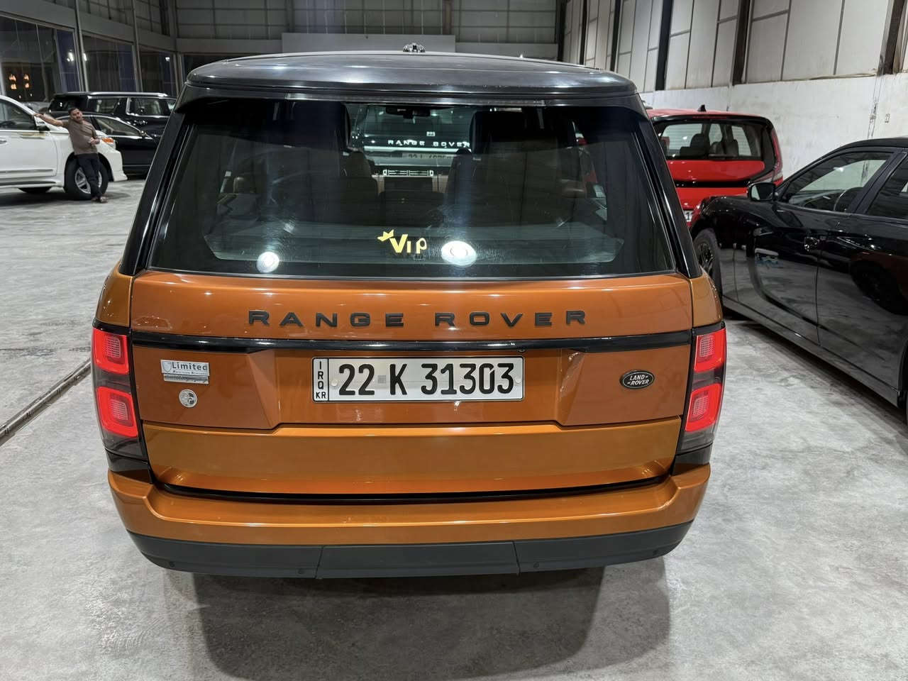 السلام عليكم رانج روفر فوج VIP الون الوحيد بالعراق جناح منفصل سياره سردار طلب خاص🧡📴🟠مكتوب بالسنويه VIP 
مواصفات بانوراما 
مساج تدفئه تبريد بالكشنات
دوسات كهرباء
بوب شفط
صندوق شفط
سستم صوت ميريديات 
كامرات 360 درجه 
بصمه
مري شفط 
بجم LED 
بكلايت مال 2020 
نضام الايتات الامامي متحرك من تستدار او تلوف 
وبعد هواي مواصفات تعجز عن السان 

رقم ***********
للبيع او مراوس حسب القناعه

