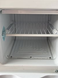 ثلاجه • للبيع