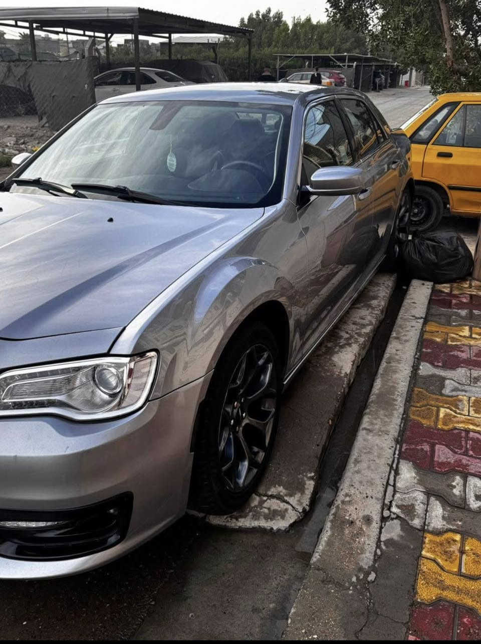 اوباما 17 معلايه 23 تترقم بغداد كامل فحص وهزه وكامل معماله قرار 3 يعني تصير اصل 17 سياره مكانها بغداد مكينه 3.6 حدثها جاملغ خلفي وجاملغ امامي وبيها كم قطعه كلير سعر 150 مكاني بغداد *********** سياره كامله وبل كارتون
