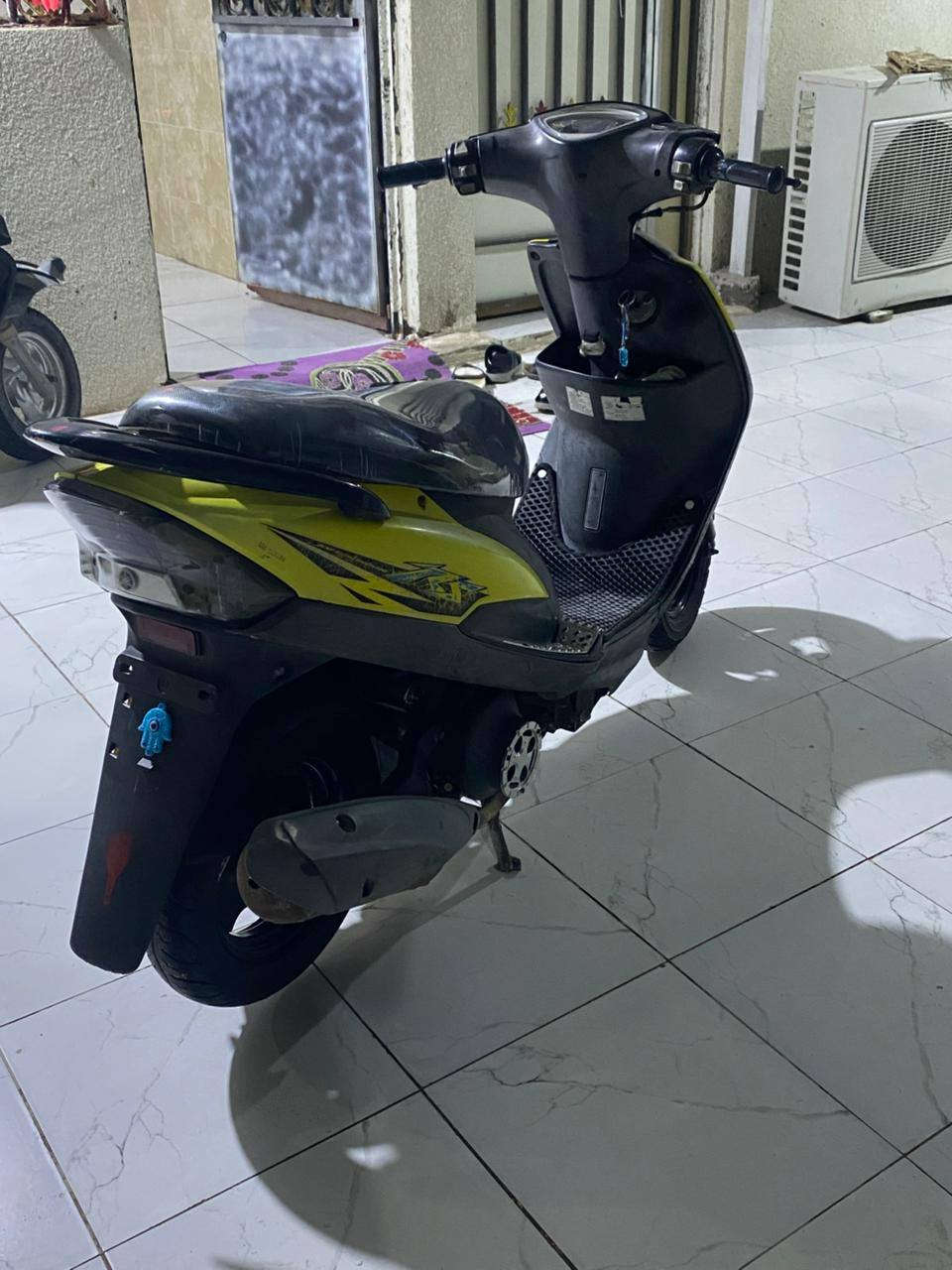 سلام عليكم ماكس عدله لبيع
دراجة مختمه ختم واحد ويه مكينه 
دراجة كفاله عامه مكينه برغي ما مفتوح بيهه 
اي نقص ما بيهه كلشي شقال بيهه نهضه ومعدل يخبل 
دراجة مال رمبه كفاله من كلشي مكاني بصره خور زبير سعر خاص رقم ***********
