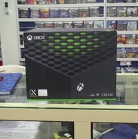 اكس بوكس اكس ملحقاته كامله سعر 550 مع التوصيل 07775443340