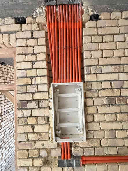 بســـــــــــــــــــــم_الله_الرحمــــــــــن_الرحيـم
.…الهندسي للتأسيسات الكهربائية ……
موقع العمل #محافظة_ميسان_العماره_
 (كادرالهندسي للتأسيسات الكهربائية والاناره 💡💡الحديثه )
 🔴  منظومة  كامرات مراقبه........  🖥️ 📸
 🔴  منظومة  أنترنيت…………… . .. 📱📲
 🔴  منظومة  مجمع ستلايت........... 🖥️📡
 🔴  منظومة  الايرث  ..................🔌🔌 
 🔴  نظام الفوتوسيل للاناره الخارجيه………🌇🎑
 🔴 منظومة السماعات الداخليه 🎤🔊🔊
 🔴  تثبيت بواري السبالت وبواري وبوكسات الاستراحه 
    ـــــــــــــــــــــــــــــــــــــــــــــــــــــــــــــــــــــــــــــــ
#للتواصل_والاستفسار 📞👇
أسيا  ➖ ***********اتصل
