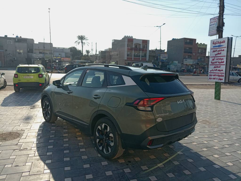 كيا سبورتاج موديل 2024 للبيع او مراوس وارد امريكي صور الحادث مرافقه بالمنشور محرك ممتاز كير ممتاز حداديه جيده ماشيه 18 ميل مواصفات السياره Xline بصمه كراسي كهرباء تشغيل عن بعد يشاير بالمري تدفيات كشنات شاشه كبيره قطعتين تبريد وباقي المواصفات معروفه السعر 180 للاستفسار على هذا الرقم *********** ابو ادم بغداد, العراق
