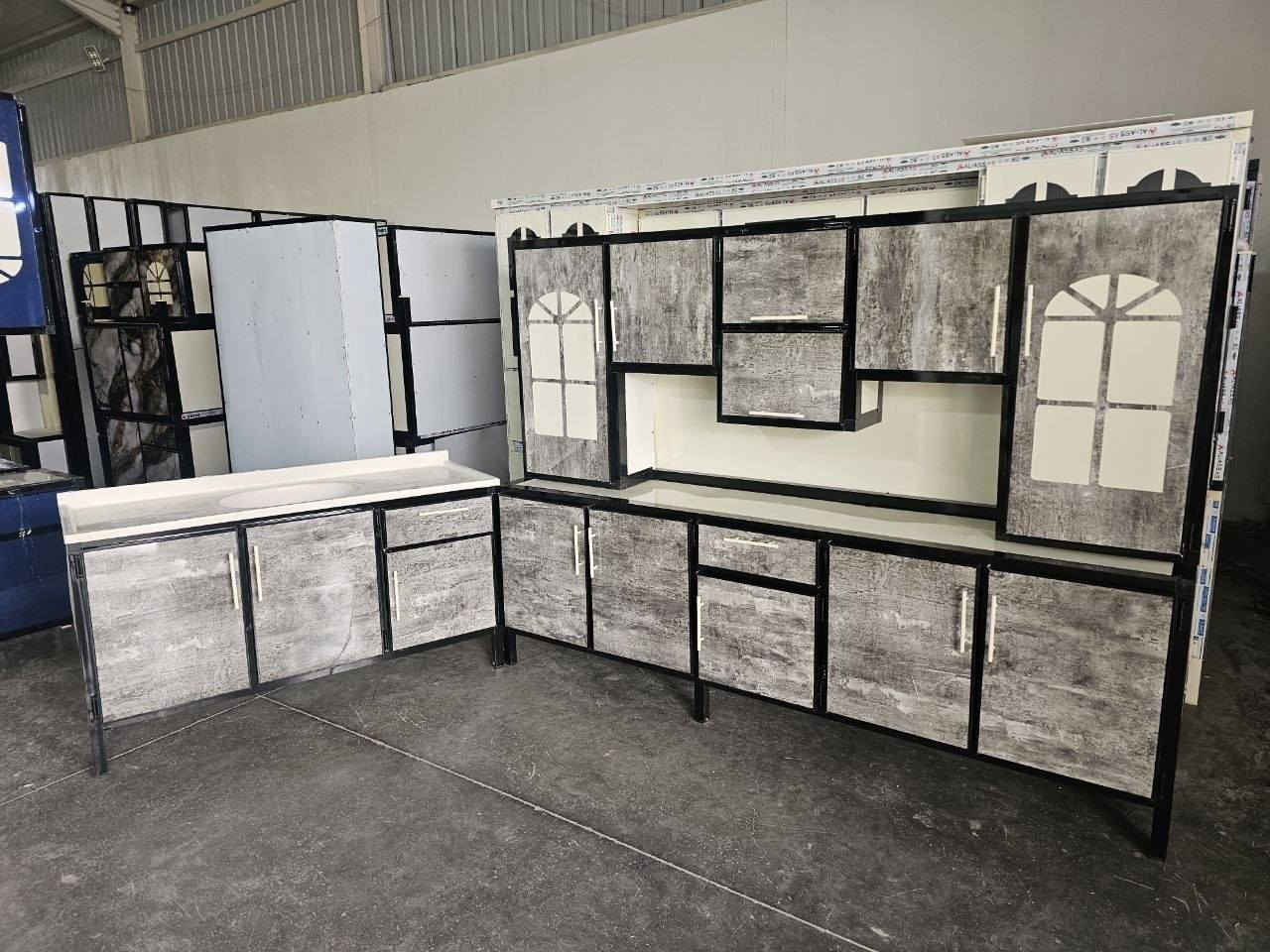 كاونتر ارضي وملحق مترين ونص    مع  سنك متر ونص   مرمر
💥 (المنيوم سوكي)💥

كاونتر مترين ونص ارضي وملحق مع سنك متر ونص
♥️♥️السعر 375 / الف♥️♥️

التوصيل 🚚🚚
التوصيل 🚚🚚
بغداد داخل  مجاني

15 /اطراف  بغداد 

15//رمادي +فلوجه + كربلاء +بابل

25// مركز واسط  
50//أطراف واسط
25 /الديوانيه +النجف
35//ديالى
35/ السماوه+  الناصريه+  العماره + البصره


**إذا كنت صاحب هذا الإعلان وتريد حذفه لأي سبب، رجاءا أرسل رسالة إلى الدعم الفني**