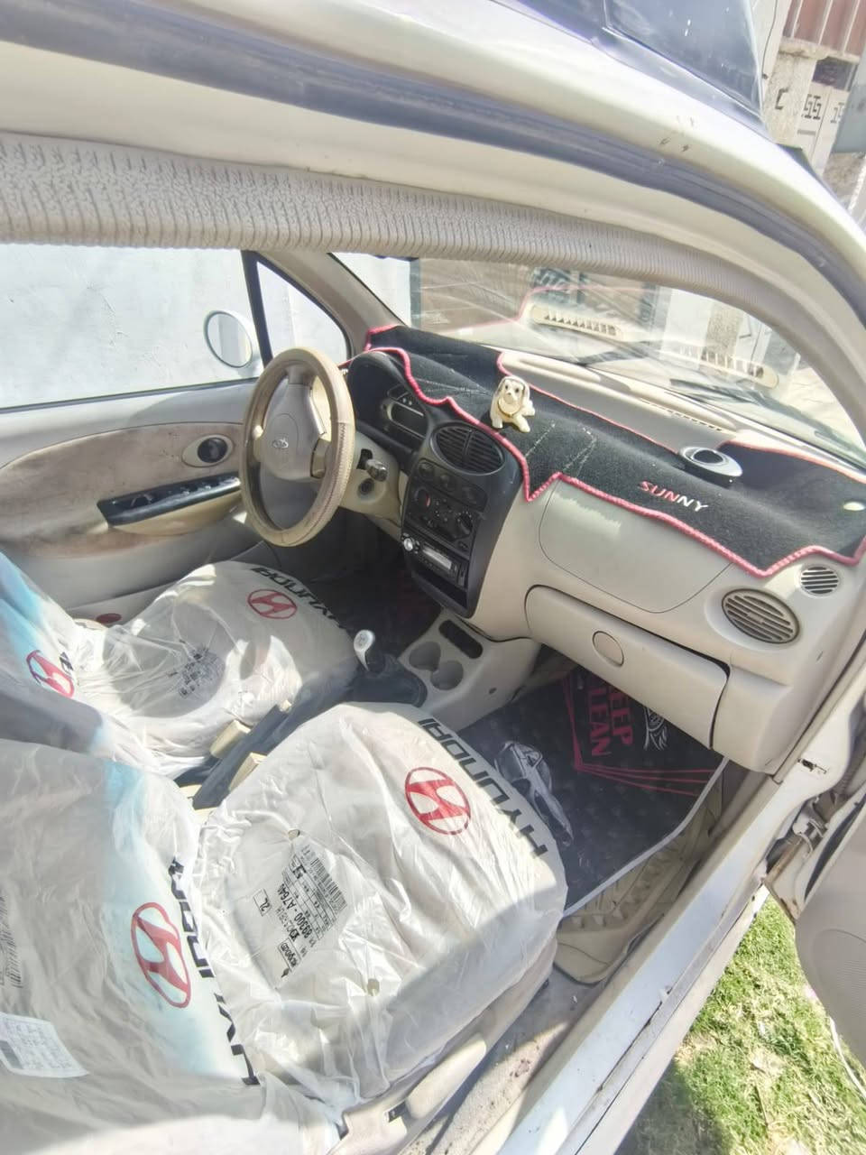 السلام عليكم
QQ  موديل2013
رقم انكليزي باسمي 
رقم مثنى
سنويه لل٣١

السياره جاهزه ما عده المكينه  ادخن
كير مكفول
صدر جديد
مشط ستيرن جديد
باتري جديد
كهربائيات كله شغاله

سعرهه 20 ورقه
مكاني بغداد الشعب حي اور
للتواصل ***********
واتس اب موجود
غير متوفر عالفيس
