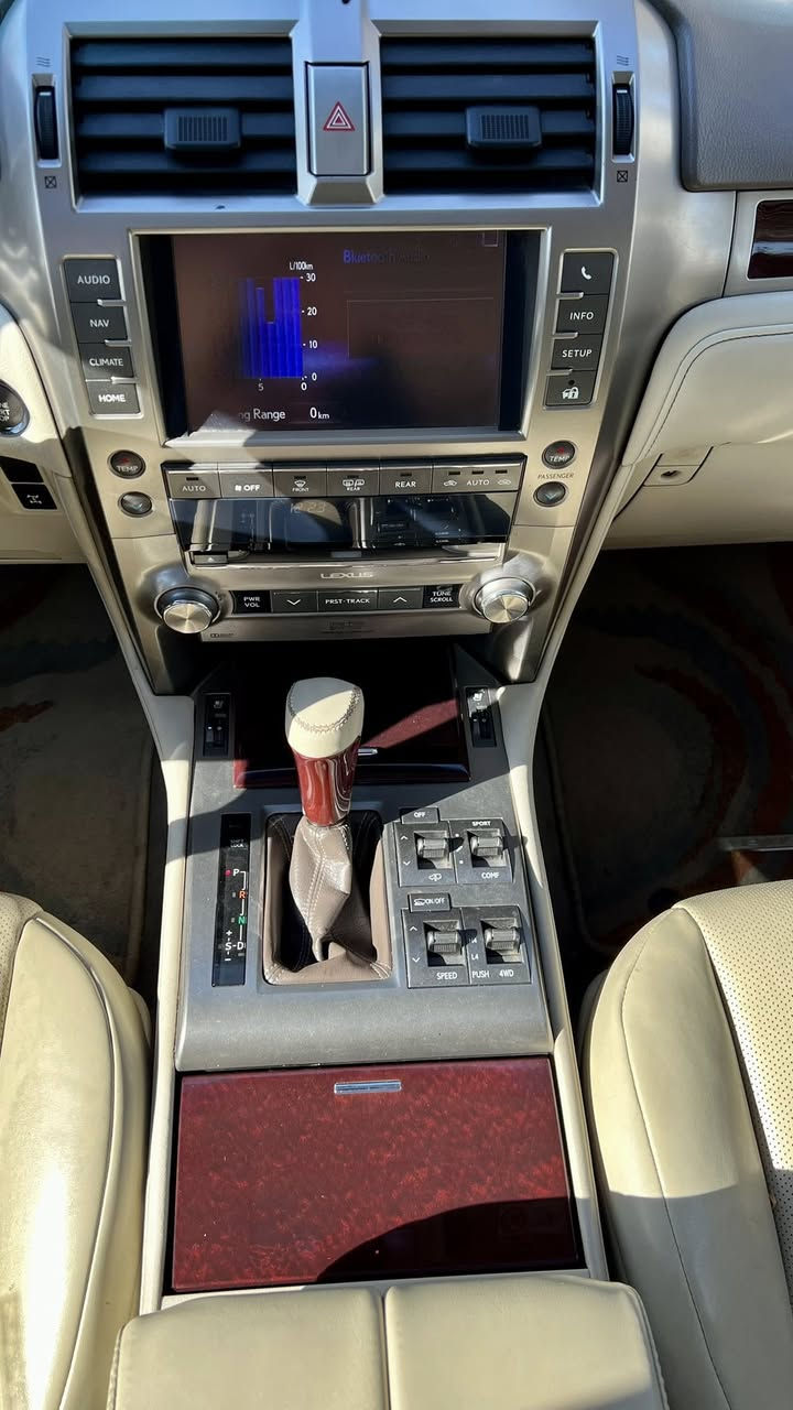 لكزسGX460-2014خليجي
فول موصفات
لون مميز ماروني
داخل بيجي جلد
رقم مميز بغداد 44999R
محرك 4600cc-V8
مسوي ادامة للمحرك
كامرات امامي وخلفي وجانبي
حساسات 360
تحديد مسار
جكات
تحكم في سرعة الزحف
كشنات كهرباء
كشنات امامي والخلفي تبريد وتتدفئه
كشنات الصندوك كهرباء
كشنات خزن 
فتحة سقف
ماشية200الف
دعاميه خلفيه صبغ+طخه بالباب الخلفي اليمين
السعر310
***********
