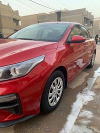 سيراتو بغداد موديل 21مكينه1600ماشيه 77 بدون صبغ بيهه بارد بل جاملغ الخ...
