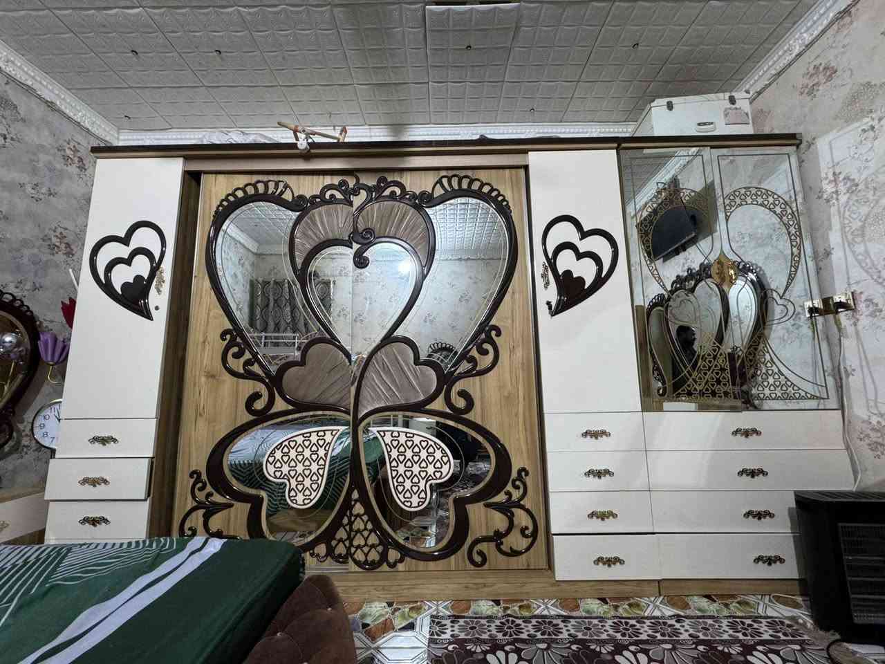 غرفه تركيه للبيع سعرهه مليونين وربع مكاني الكحلاء ستفسار ***********//***********
