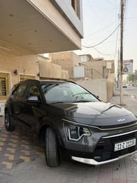 السياره كلييين تايتل كيا نيرو 2024 هايبرد بانزين  فئة الEV فول مواصفات...