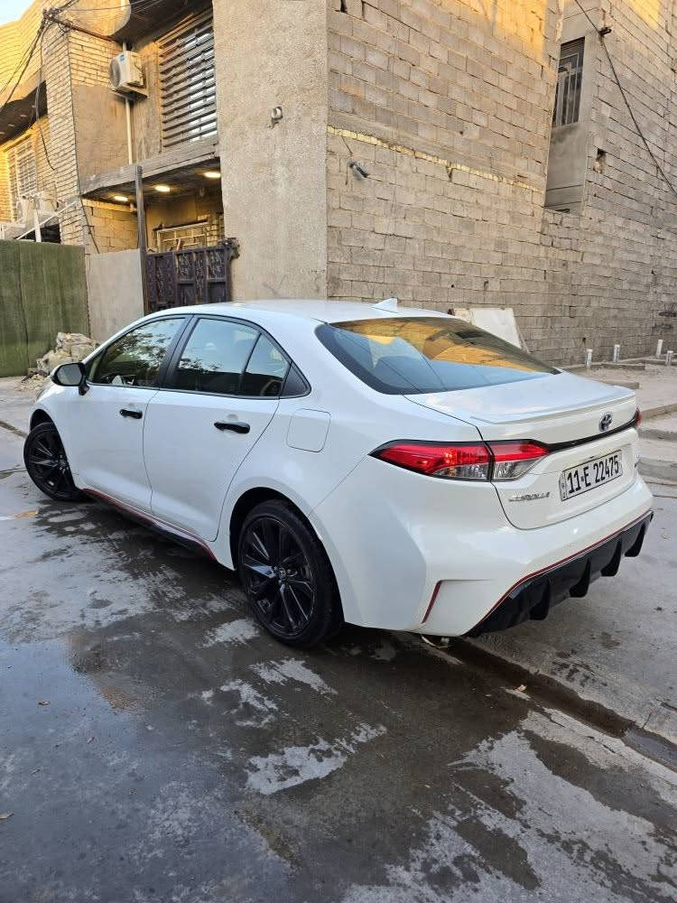 سلام عليكم 
كورلا هايبرد موديل 2023 SE وارد امريكي رقم بغداد مشروع وطني بأسمي مكينه 1800 حادثها بنيد نفسه مصبوغ  فقط وبارد باب  فول موصفات عدا لفتحه بصمه  تحكمات ستيرن رادار امامي نقطع عمياء تحديد مسار اوتو هولد ويل كب حجم 18 كأمره خلفيه وبعد بيها هواي موصفات
سياره ماشيه 35mi
السعر 160 وبيها مجال
العنوان: شهداء السيديه
الرقم: *********** بغداد, العراق
