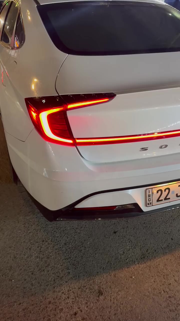 هونداي سوناتا وارد امريكي
‎الفئة:SEL. 

‎المديل ٢٠٢٠. 

‎رقم اربيل جديد 

‎السعر ١٦٥ورقة  

‎ ايرباك ابلادي ماطاك السيارة مكفوله فقط حادث امريكا . 

———————————————————

1-حجم المحرك 4 سلندر 2500 . 

عداد المسافه٦٤كيلومتر الف . 

زينون عالي ناصي آصل. . 

8-تحديد مسار. 

هندبريك بصمة كهربائي 

 
قياده ذاتيه 

- كير بيانو دكم
مكان كربلاء الاستفسار ***********
