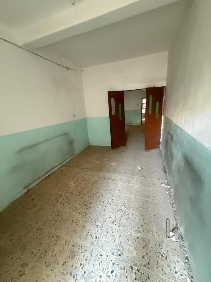 🏘️دار للبيع بمساحة 144م طابقين الموقع النجف الإشراف 

🔚حي الاشتراكي خلف مستشفى 🏥 الزهراء عرض الشارع 12

🔚الواجهة 7📐وربع ونزال 20م

🔚يحتوي على أربع 4️⃣ غرف نوم🛌+استقبال +كلدور مطبخ 

🔚مجمع صحيات 🛁الدار صالح للسكن يباع قطعة أرض

للأستفسار اكثر يرجى التواصل على الأرقام التالية ✅👇

***********📞 علي الكلابي

*********** واتساب 👉سيف علي الكلابي
