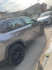 راف فور 2022للبيع سيارة كلين تايتل ماشية ٦٠الف منفيس ضررها فقط تخريب ق...