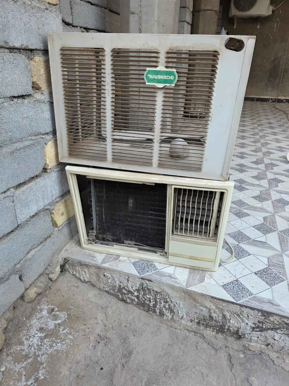 سلام عليكم مكيف للبيع جنيرال كلشي مابي شغال بس متروك صارله فتره يمكن بي بس ليك صاير


**إذا كنت صاحب هذا الإعلان وتريد حذفه لأي سبب، رجاءا أرسل رسالة إلى الدعم الفني**