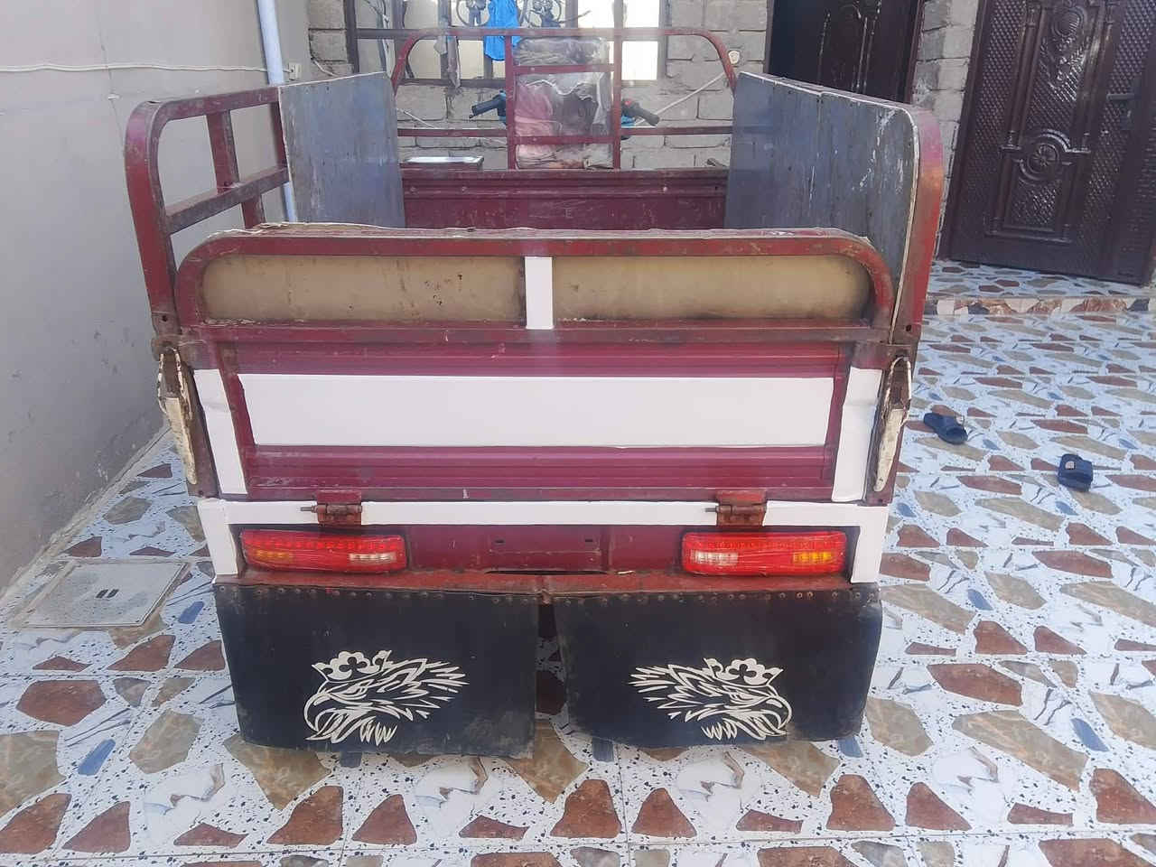 ستوته للبيع موديل 21محرك 26 منفيس وايرمنيه كلها شغاله سلف شاصي شرط بودي نضيف سعر 1450 وبيها مجال
مكاني حي سومر 112يم بانزخانه قصر السلطان 
الرقم 
***********

