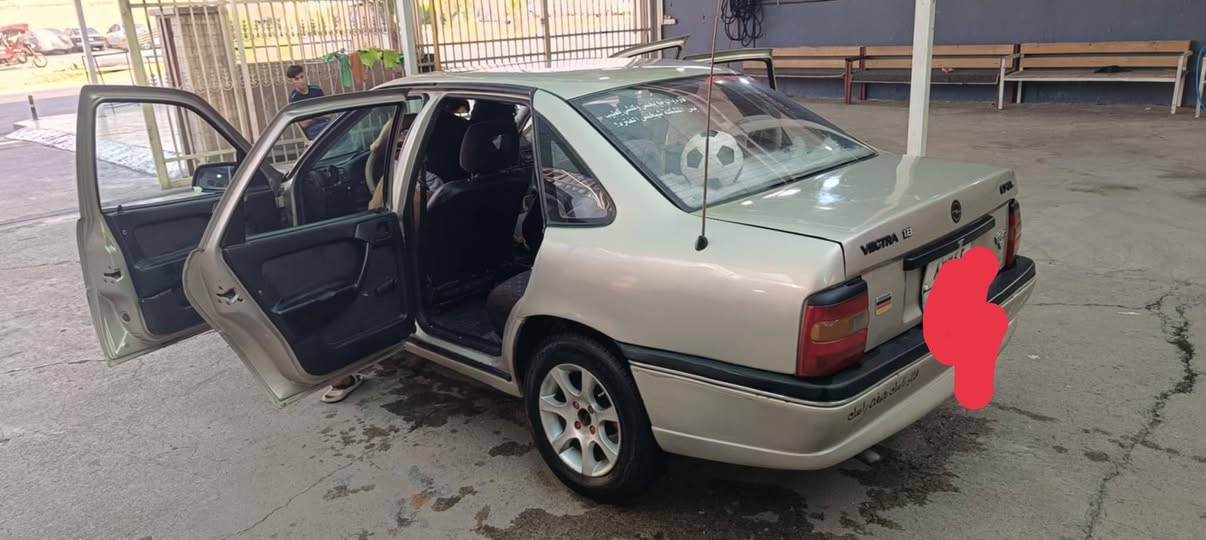 السلام عليكم سيارة فكترة حجم 18كير عادي رقم اربيل جامان  كهربائي  سيارة حيل نظيفه السعر 45وبي مجال  
العنوان موصل  الأجانب  الأيسر ***********
***********
