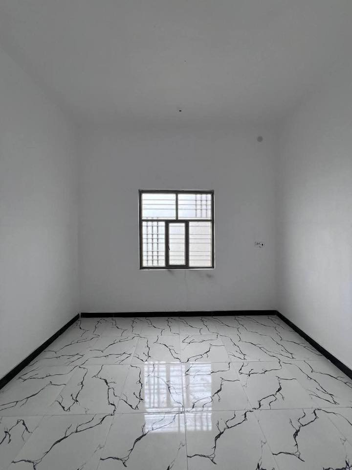 دار سكن #للبيع 🏠
ملك صرف زراعي عراقي نموذج 25
تقابل ابو الطابو مباشر .
#المساحة :: 160م / والخلف نهر 
البناء حديث وشغل مرتب وسعر مناسب 
#السعر :: 63 مليون قابل للتفاوض
📍 ابي الخصيب - العوجة - مدارس سهل الخصيب
#يحتوي :: طارمة . استقبال . صحيات خارجية .
صالة واسعة . غرفتين منام . صحيات داخلية .
مطبخ . منور خدمات ( كيزر مع ماطور بوستر )
#للإستفسار ::***********
