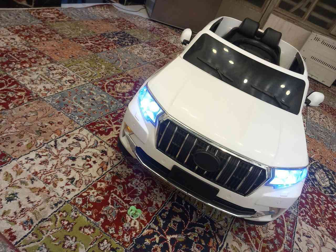 السلام عليكم سيارة اطفال للبيع استعمال قليل بعدهي جديده مابيها كل عطل بطاريتها جديدة سعرها ١٢٥ وبيها مجال مكاني النهروان حي الجوادين 
***********
