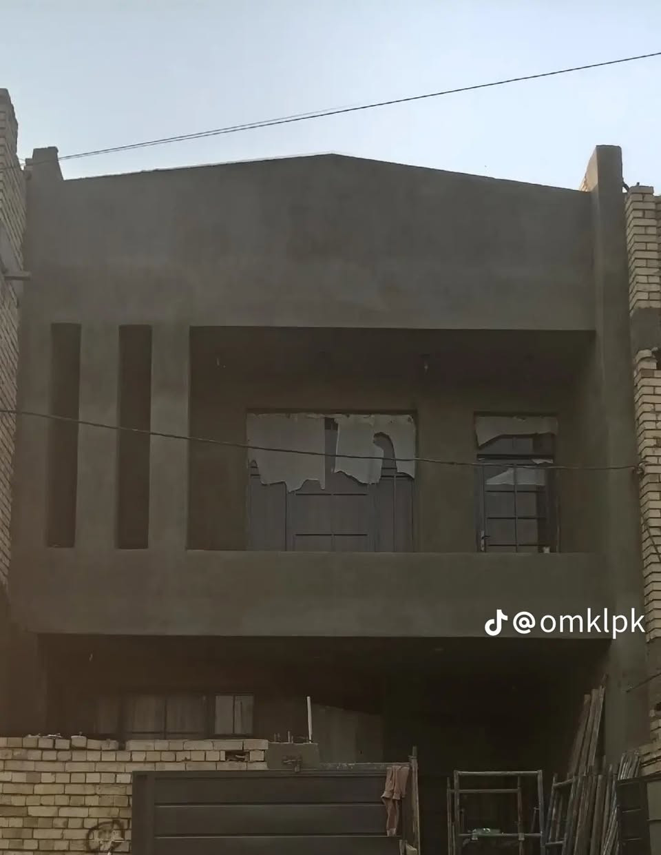 كادر لبخ تسليم هندسي 

اسلام وعليكم 

كادر لبخ عام 

ترميم الدور    

تصفير مساطر تجهيز للبورسلين 

تصفير واجهات 

لبخ سقل ناعم

تقطيع ترايش 

اجراره ونثر  كبس هندسي 

لبخ طلس ابيض اسود

تشميع داخل ورش الجدار ً.  تشميع خارج 

يتوفر لدينا كادر بناء درجه اولى كادر تطبيك شتايكر وتطبيك سيراميك لوح بورسلين

استلام هندسي وعمل جدآ سريع  

للاتصال او الاستفسار  ***********الحاج ابو علي
