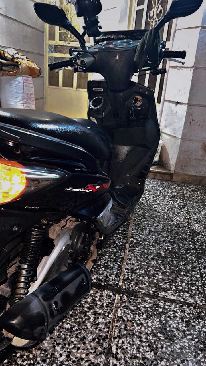 دراجه سكنس رمبه صارلها ٢٠ يوم تقريبا من نزلت من الرمبه دراجه برغي ممفتوح بيها دراجه معدل وشلعه تشك الكاع رمبه ويمكم الحساب اعيد واكول دراجه بعدها زيرو تجي تجيب وياك ابو دراجات وتفحص (العنوان الشعب جامع الشروفي )السعر ٨٥٠قفل

***********
