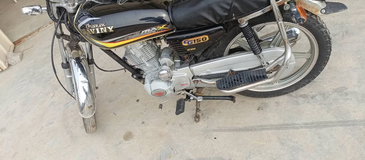 سلام علیکم
ماطور جنی للبیع
مكینة كلش نضیف بدون صرف بدون صوت كهربائیات شغال سلف شغال تایرات ثنینهن جدد ویالة نضیف تانكی جدید شلعة و معدل فول كلاج كلش قوی سعرة 350 وبی شویە مجال شرای تعال خاص او اتصال علی رقم ***********
